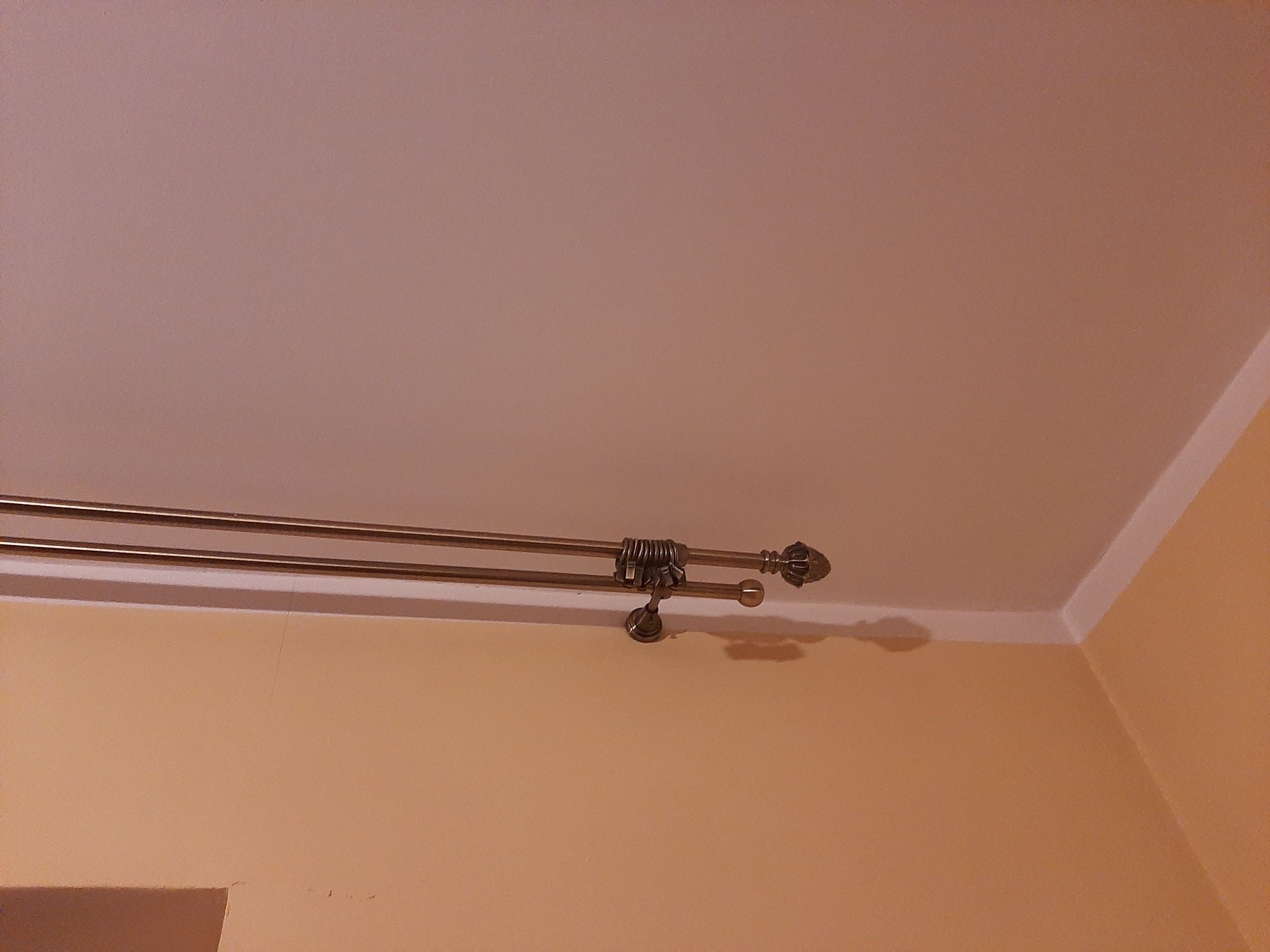 Karnisz ozdobnym 250cm