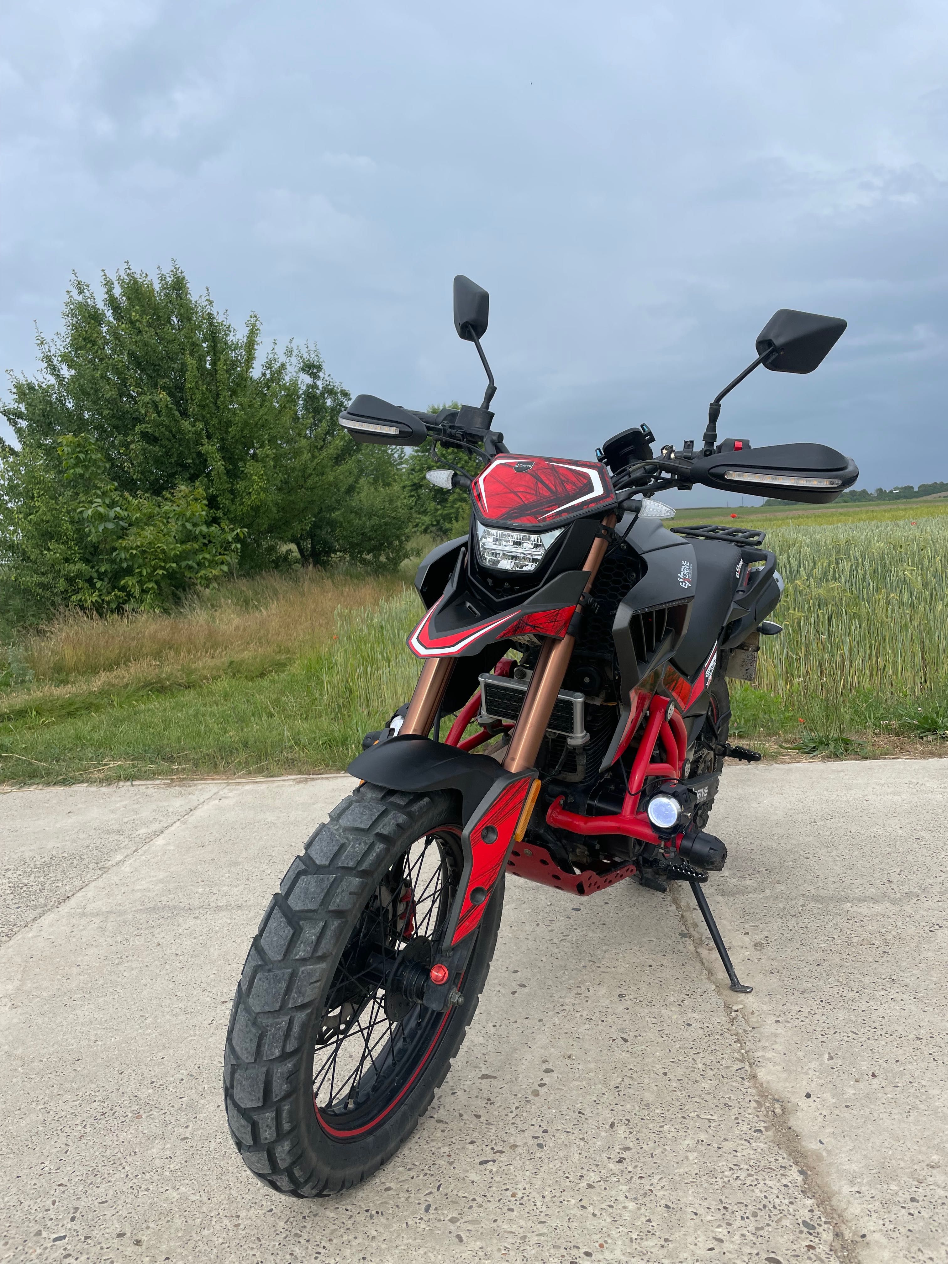 Продам  мотоцикл Текін 250