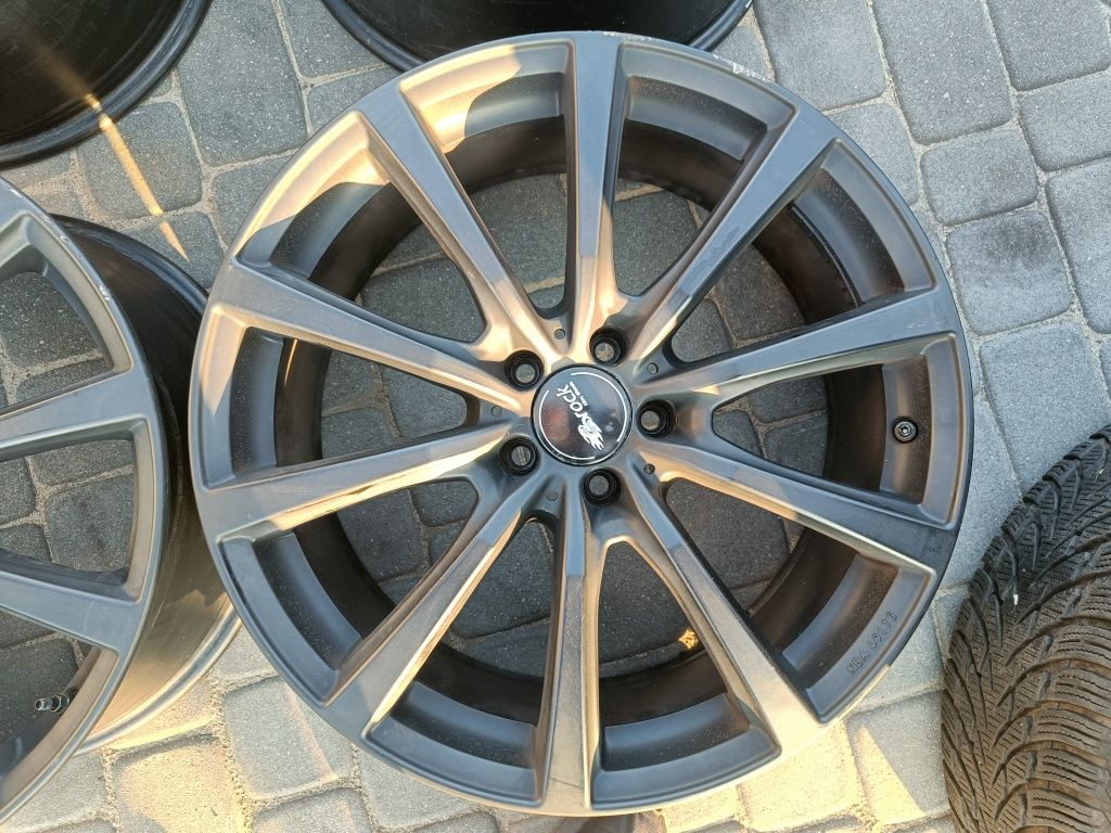 Felgi20 Brock 5*112 Audi Mercedes Skoda VW Czarne kpl
