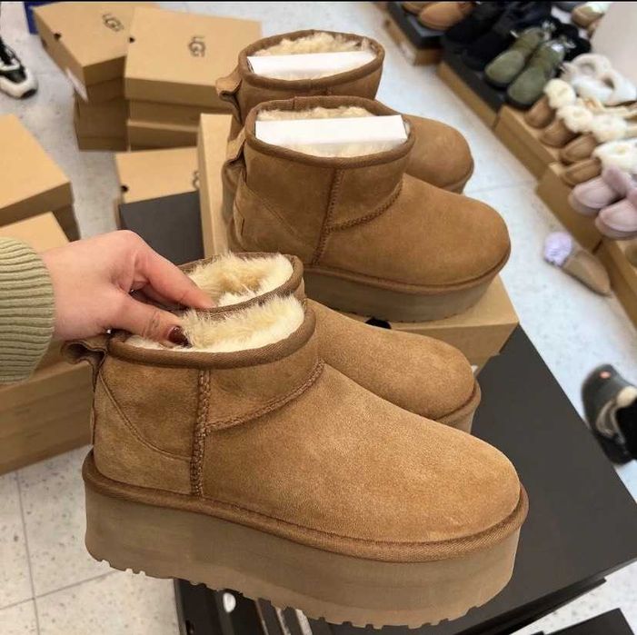 Buty na platformie UGG_Classic R.38