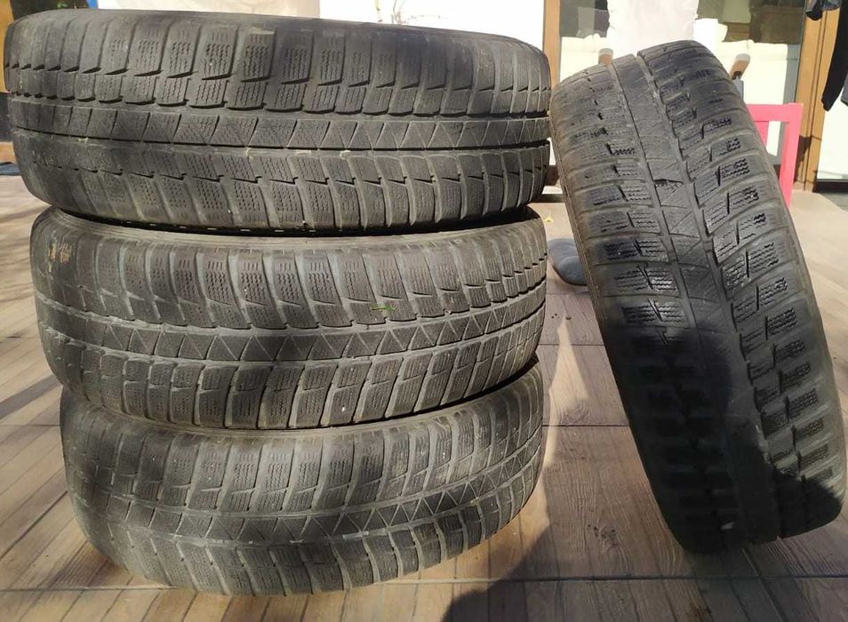 Felgi 16" 5x114.3 + opony zimowe 205/55r/16 kpl. 4 szt.