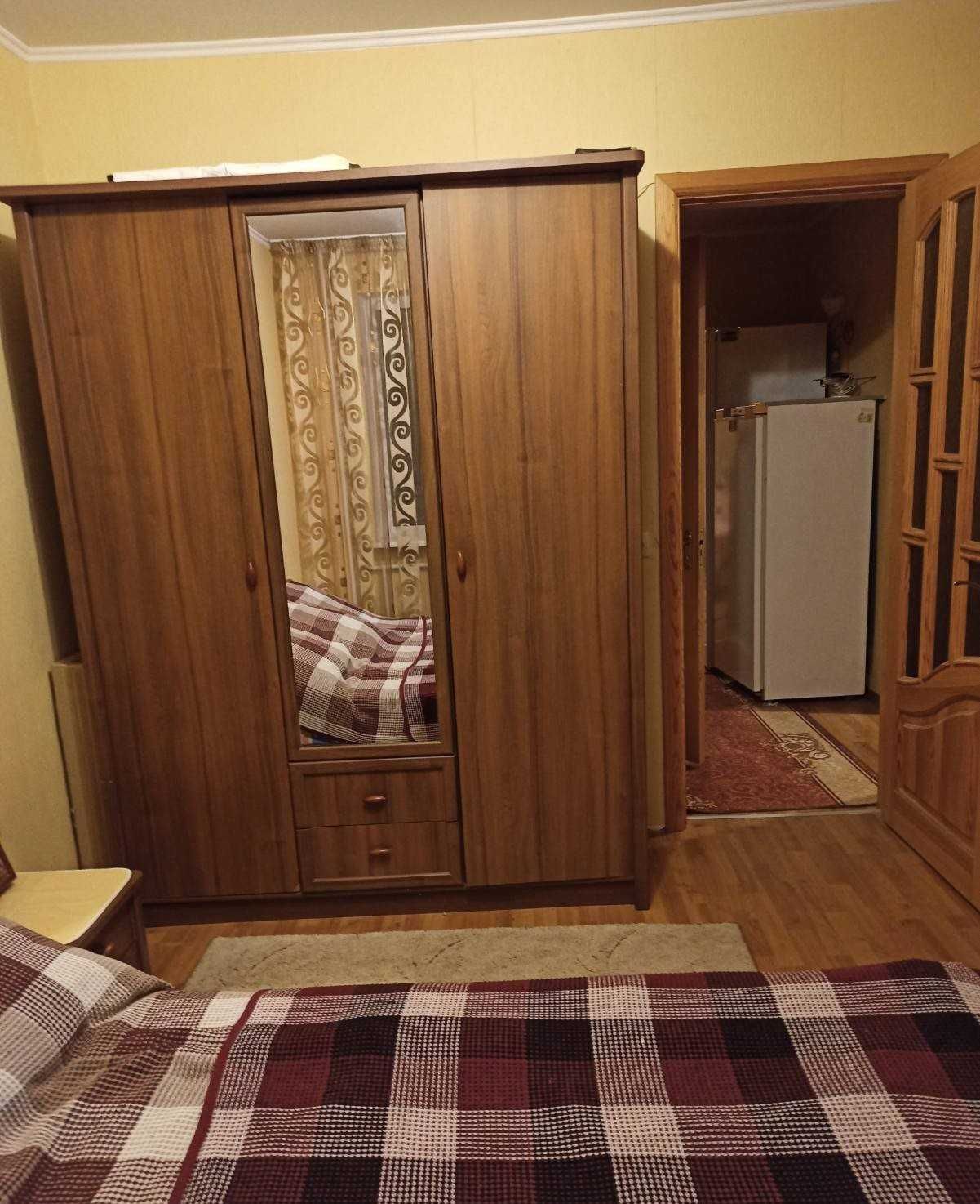 Продаж гарної 3-х кімнатної квартири по вул. Г. Момота.
