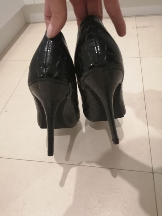 buty szpilki czarne ze wzorem rozmiar 41