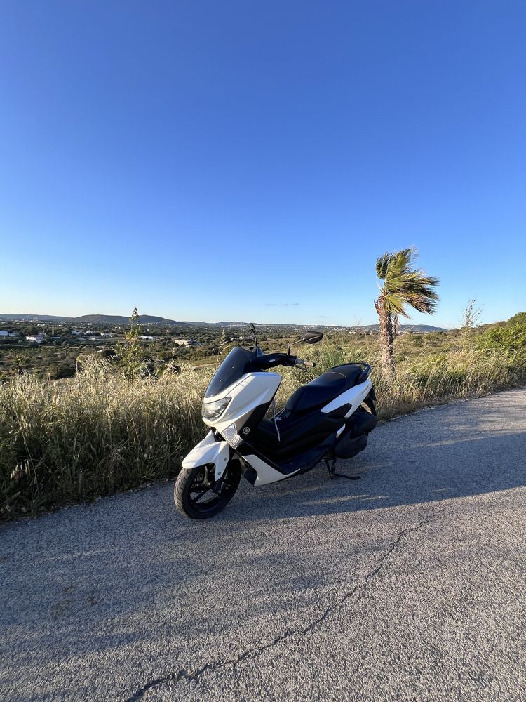 Nmax125.