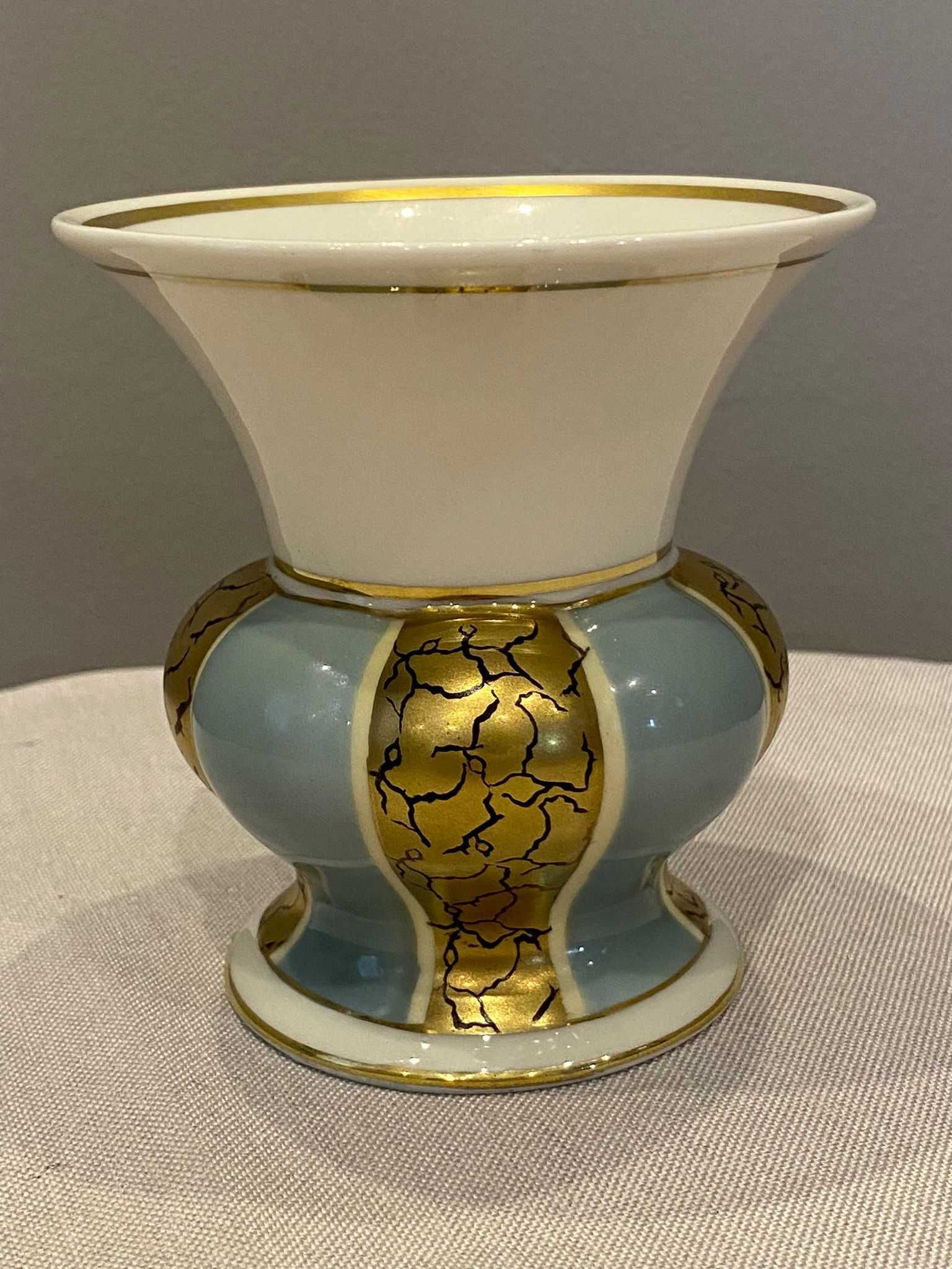 Wazon art-deco, porcelana R.S. Tillowitz (d. Prussia).