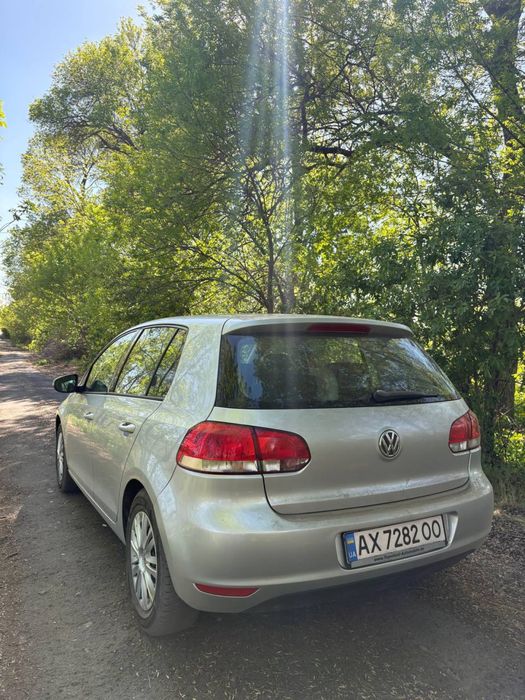 Volkswagen Golf 6 1.6 бензин