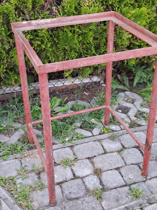 STOLIK METALOWY Warsztatowy ,RAMA , STOJAK np. pod beczkę