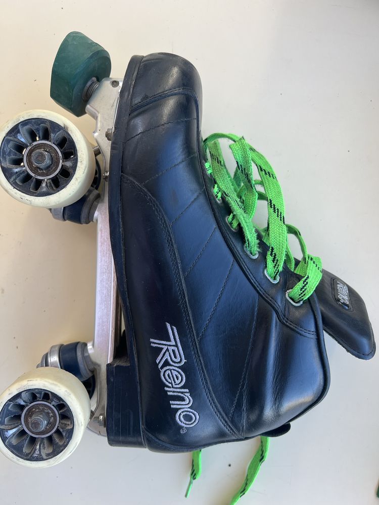 Equipamento de hoquei em patins