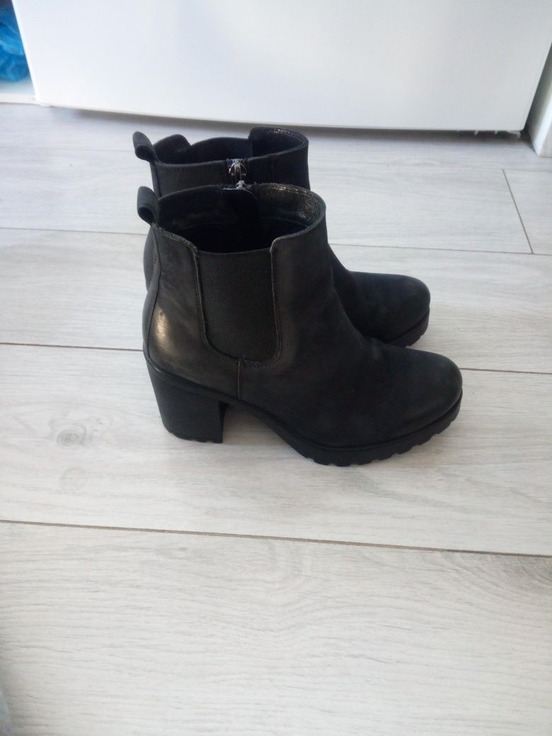 Botki skórzane Lasocki r. 35