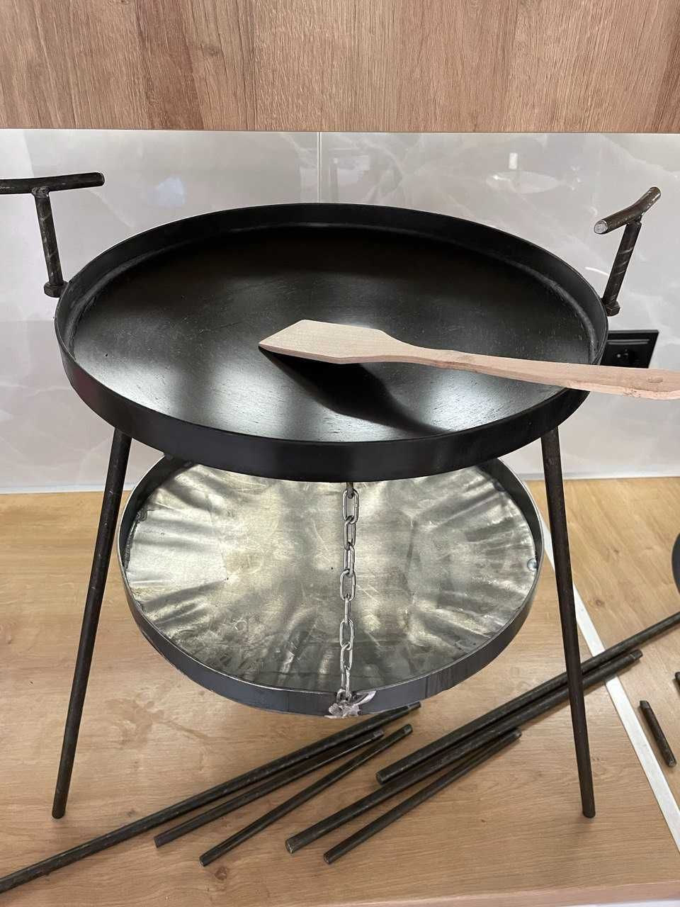 Сковорода з диска борони для готування на свіжому повітрі