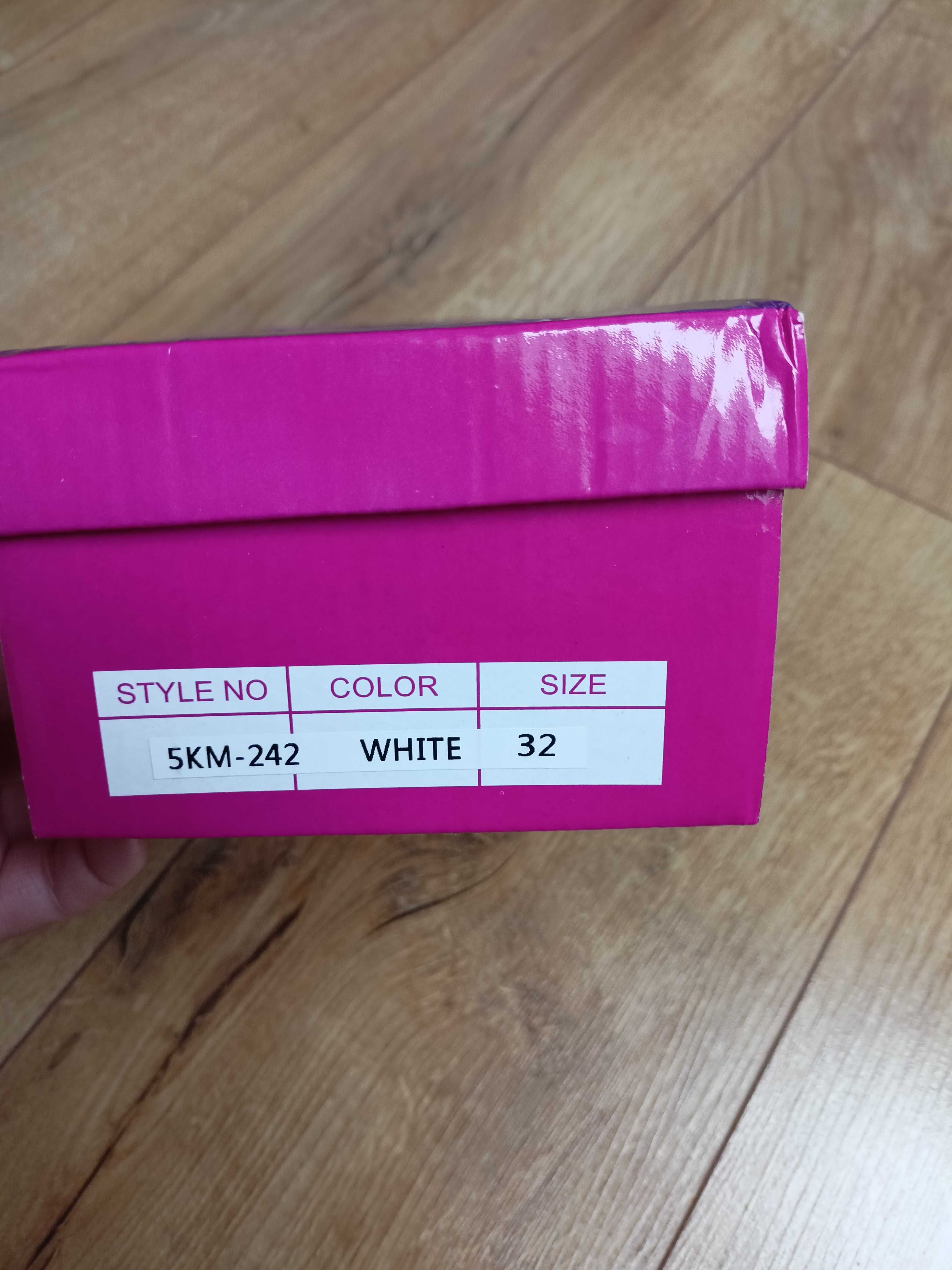 Buty dziewczęce białe rozmiar 32