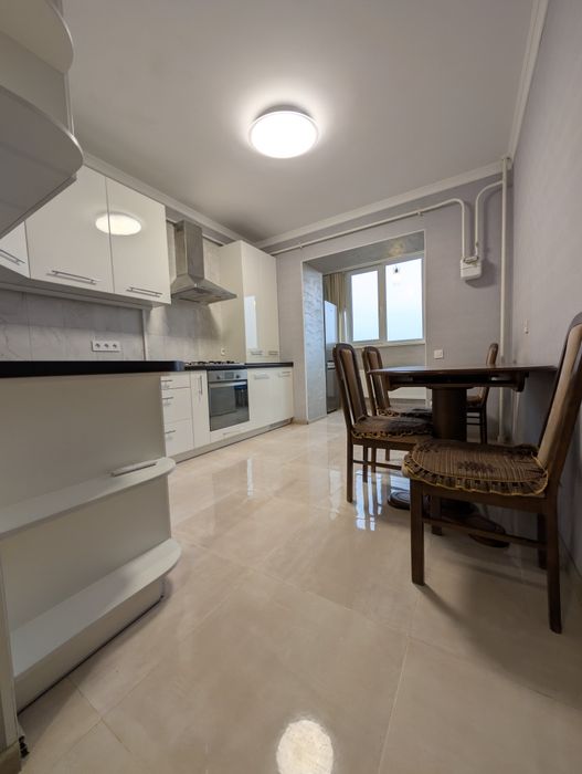 Новобудова над парком"Казка"