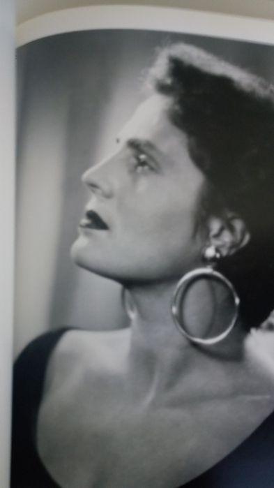Amália Rodrigues - Retratos Fotográficos