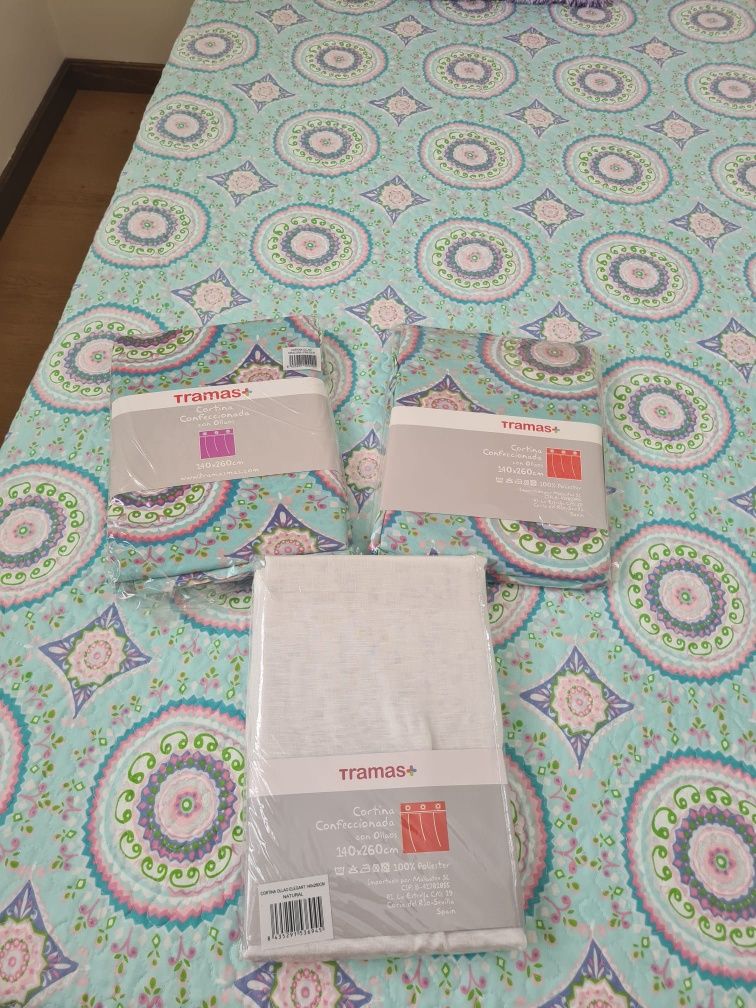 Cama individual com cómoda