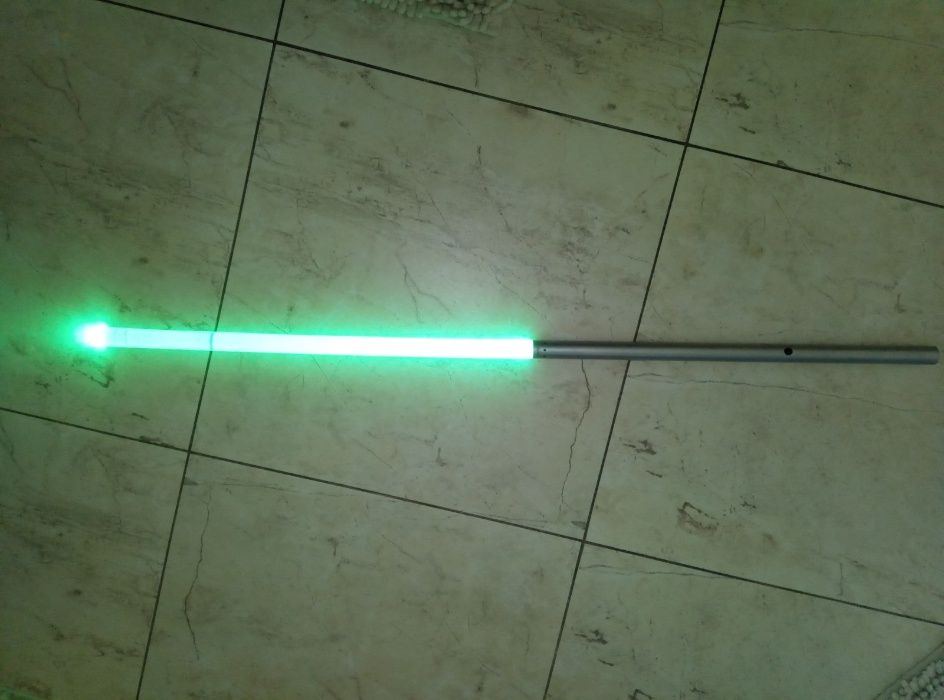 latarka miecz świetlny