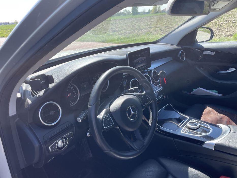 Gwarancja przebiegu, auto zakupione bylo w całości.