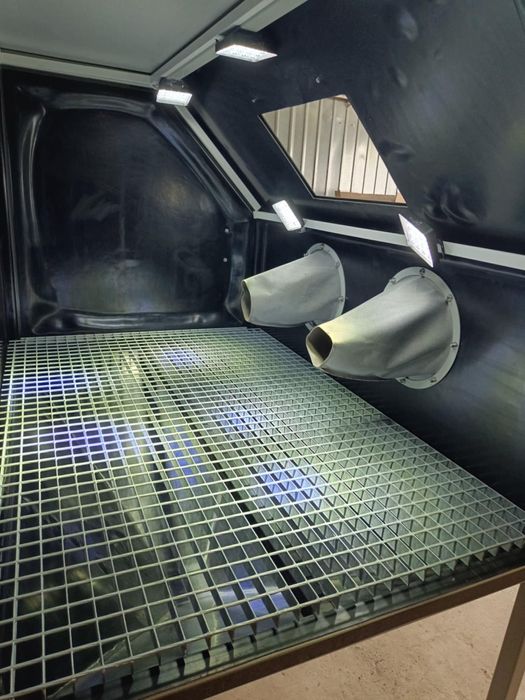 Kabina do piaskowania piaskarka kabinowa piaskowanie dysza