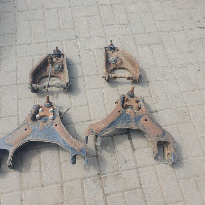 Рычаги      opel monterrey, Isuzu truper