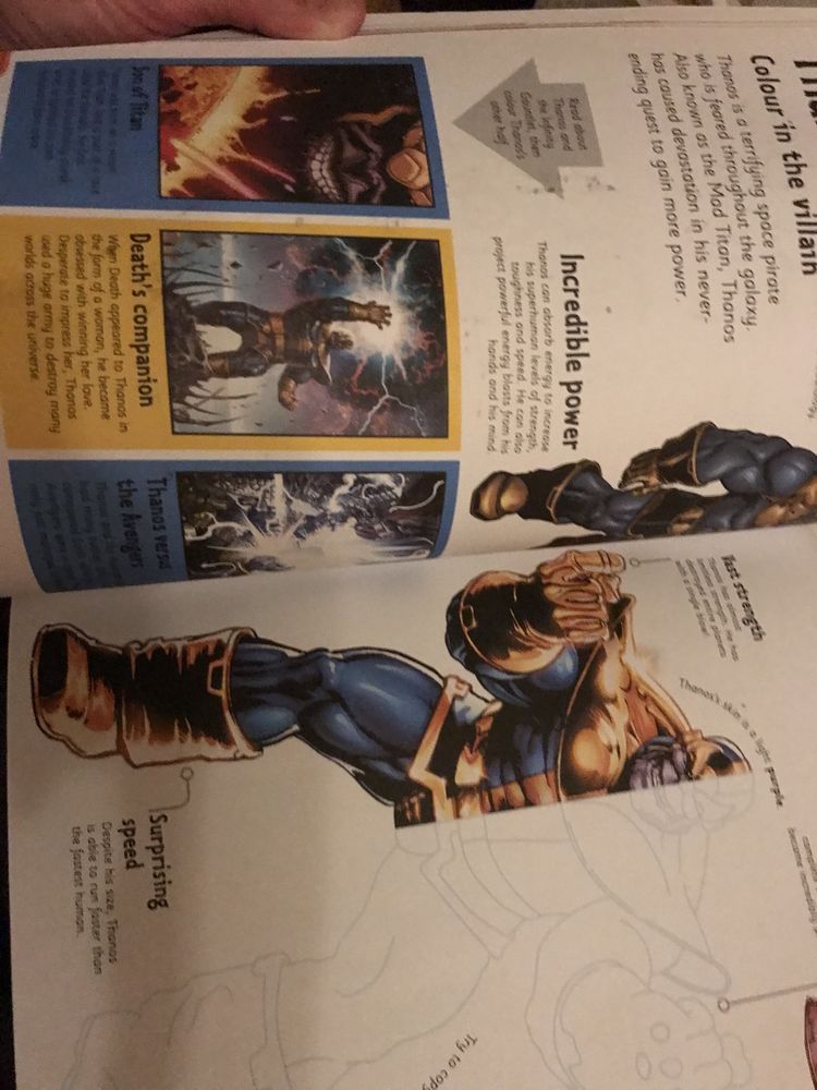 Журнал с заданиями и наклейками Marvel Avengers Мстители