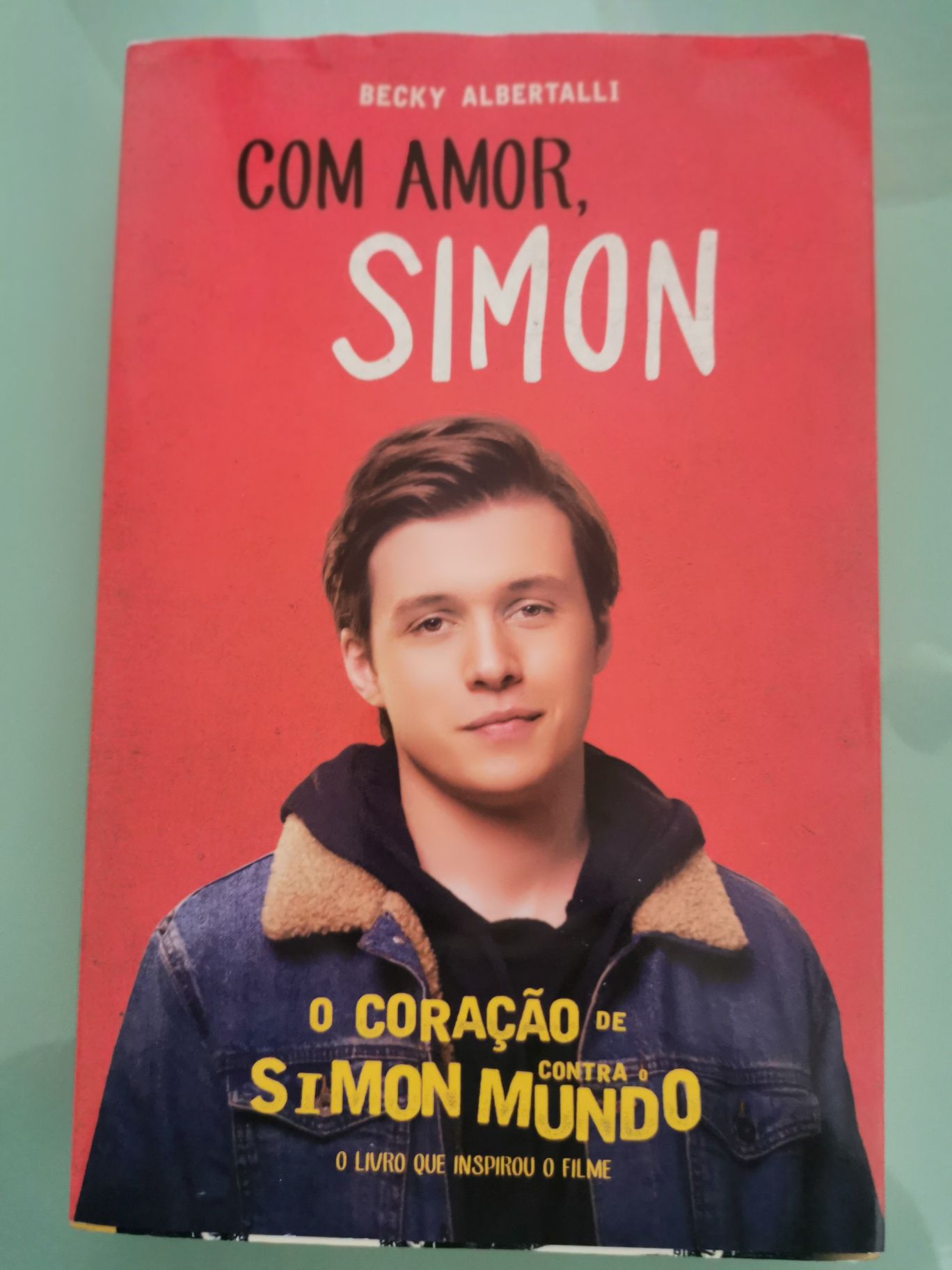 O coração de Simon contra o mundo