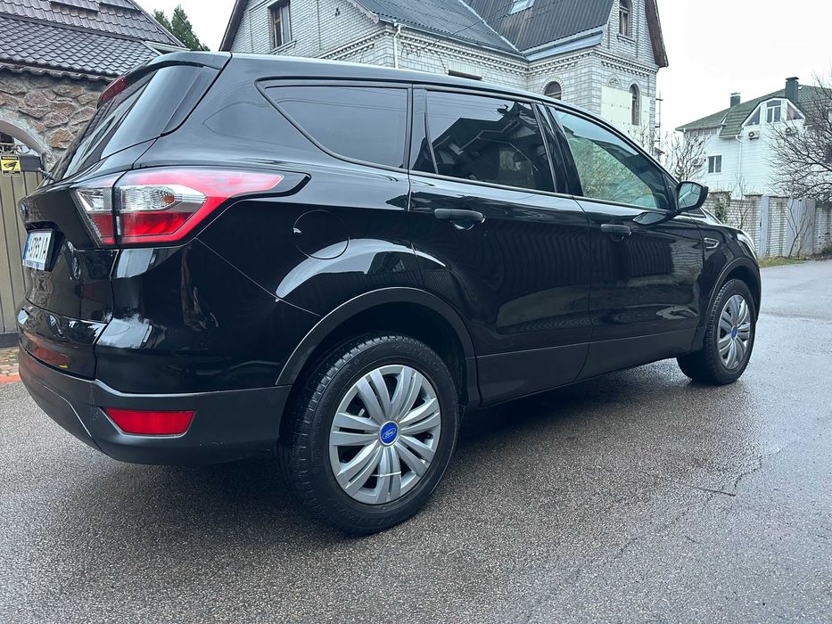 Продам Ford Escape 2017 р