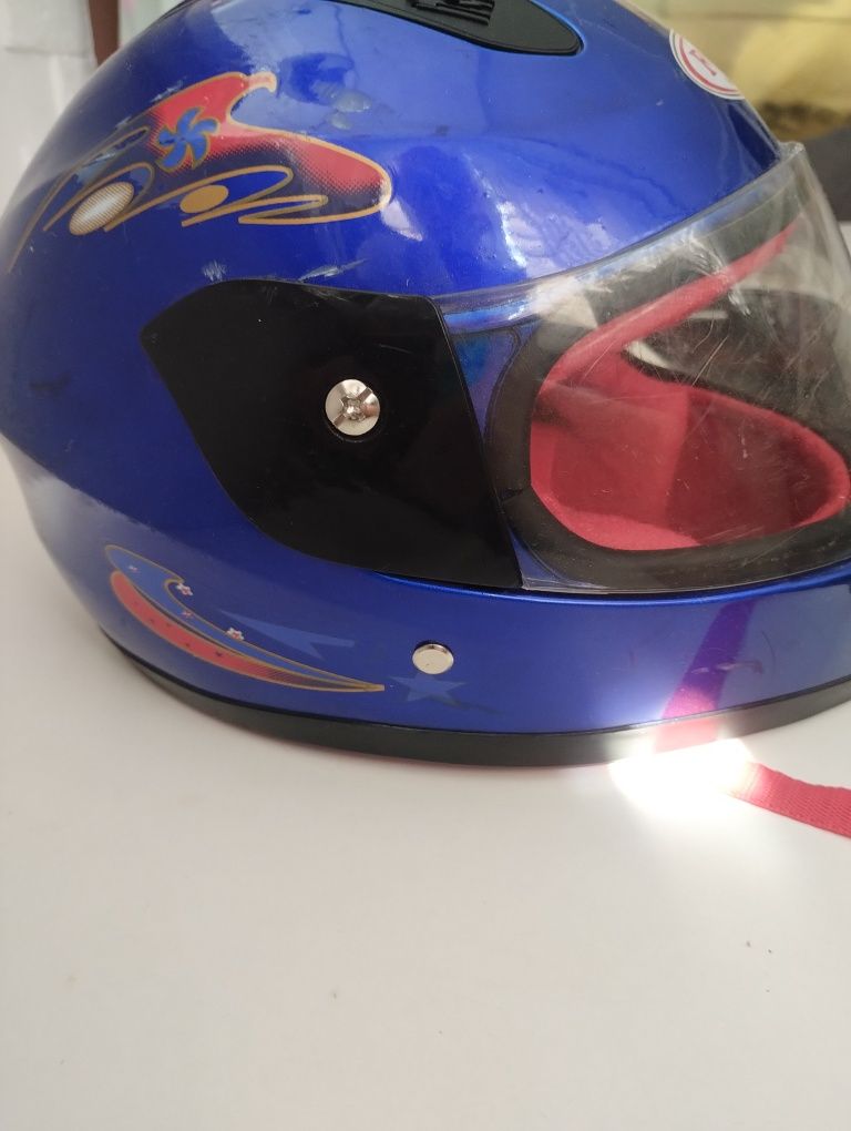 Kaski na motor dla dziecka