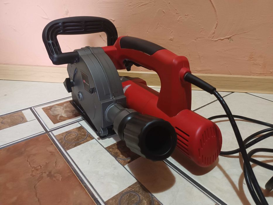 Bruzdownica Einhell TC-MA 1300