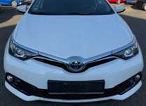 Auris II Lift 040 maska zderzak błotniki lampy pas chłodnice