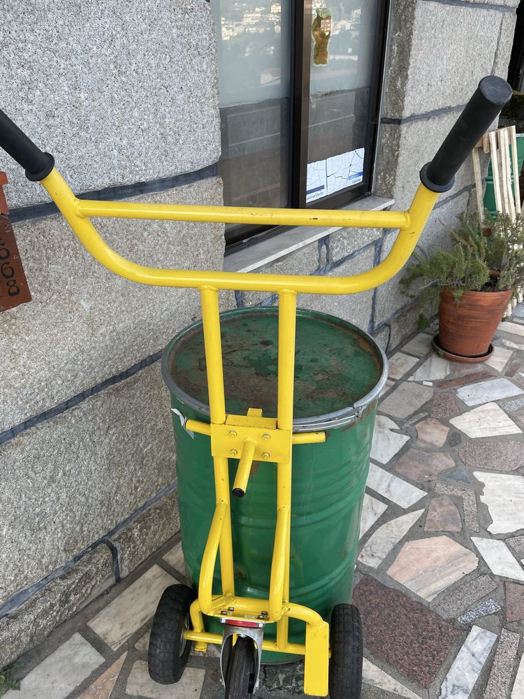 Carro porta bidao