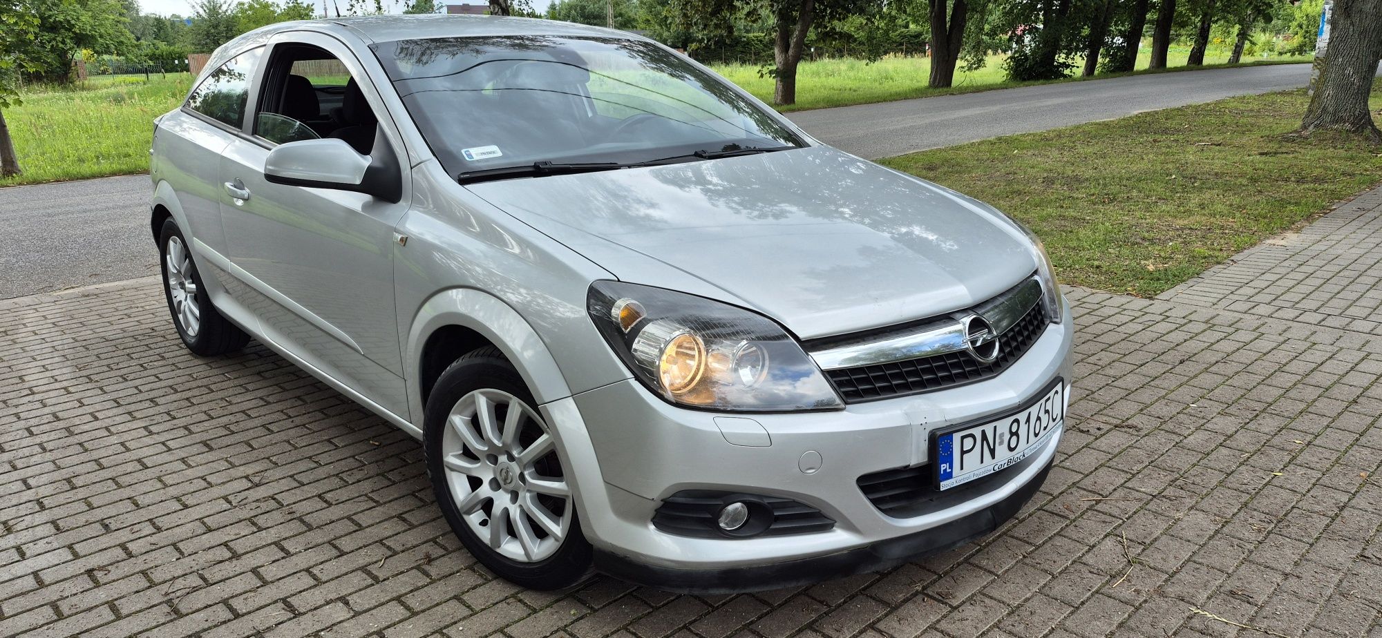 Opel Astra GTC 1.9CDTI 2008 NAVI sprawna klima