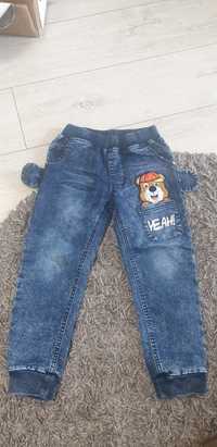 Spodnie jeansowe dla chlopca 98/104