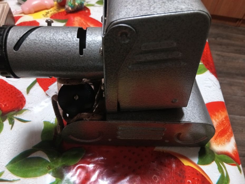 Продам фільмоскоп