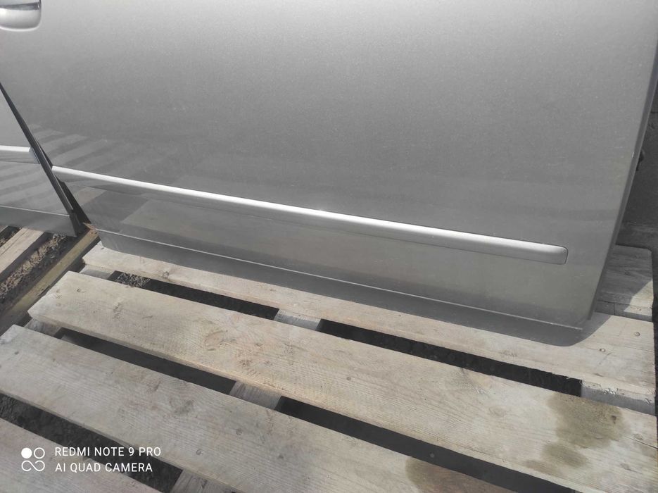 Audi a4 b6 LY7Q drzwi w kolor ładne oryginał