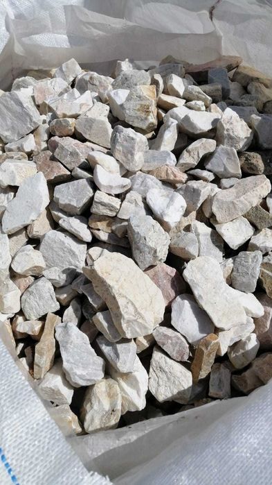 Kamień gabionowy 70-150 mm łupek czarny Biała Marianna kora kamienna