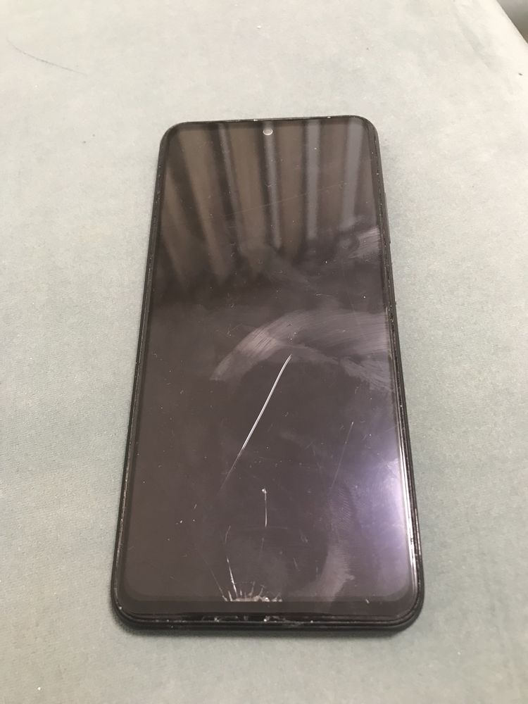Продам Телефон Redmi note 10 M210K7AG