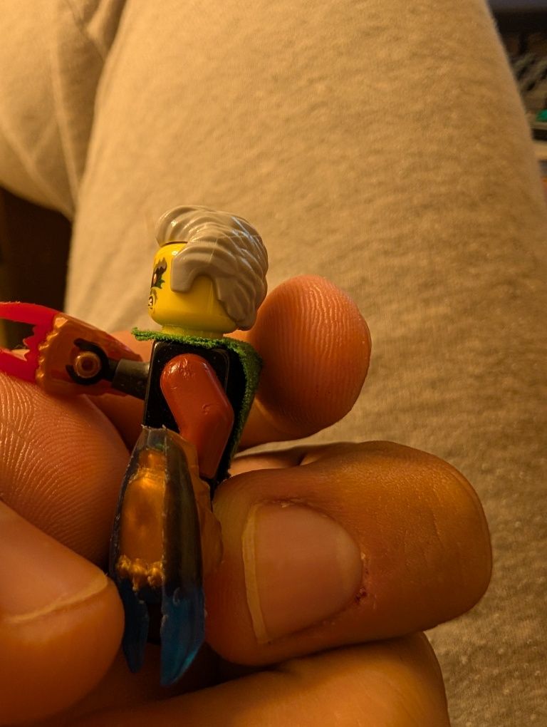 Figurka LEGO ninjago  brat czasu krux / acronix