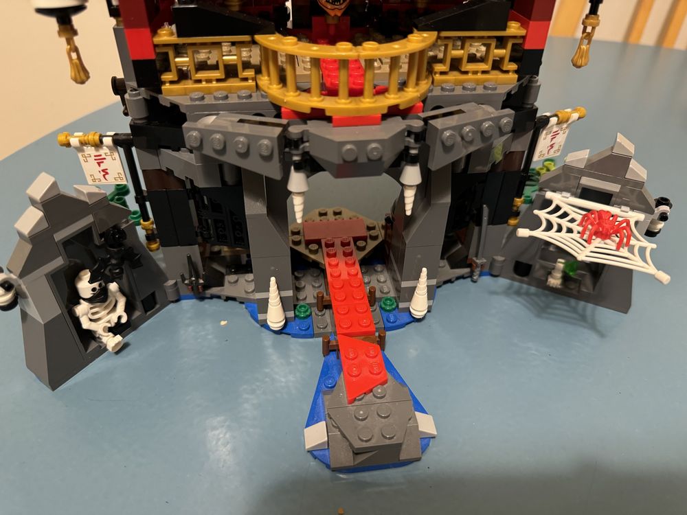 Lego ninjago 70643 Temple of Resurrection