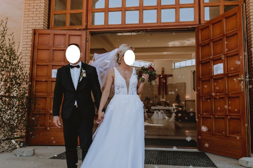 Śliczna suknia ślubna