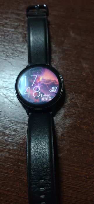 Продам смарт- часы Samsung Galaxy Active 2