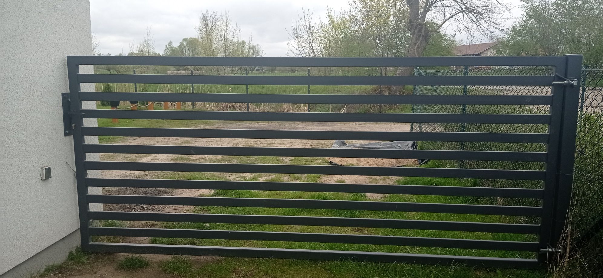 brama + furtka + panel ogrodzeniowy nowoczesny