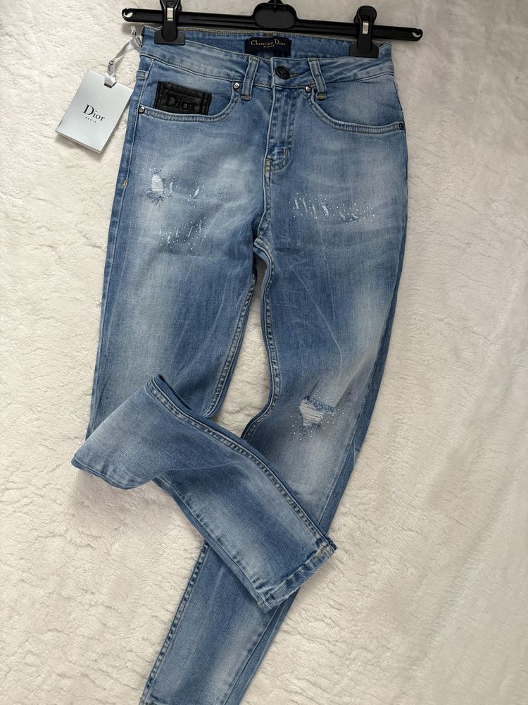 Jeansy skinny elastyczne