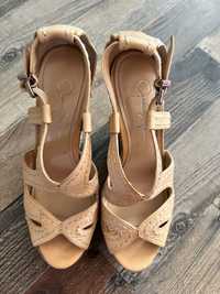 Jessica simpson koturny sandalki boho skora 38