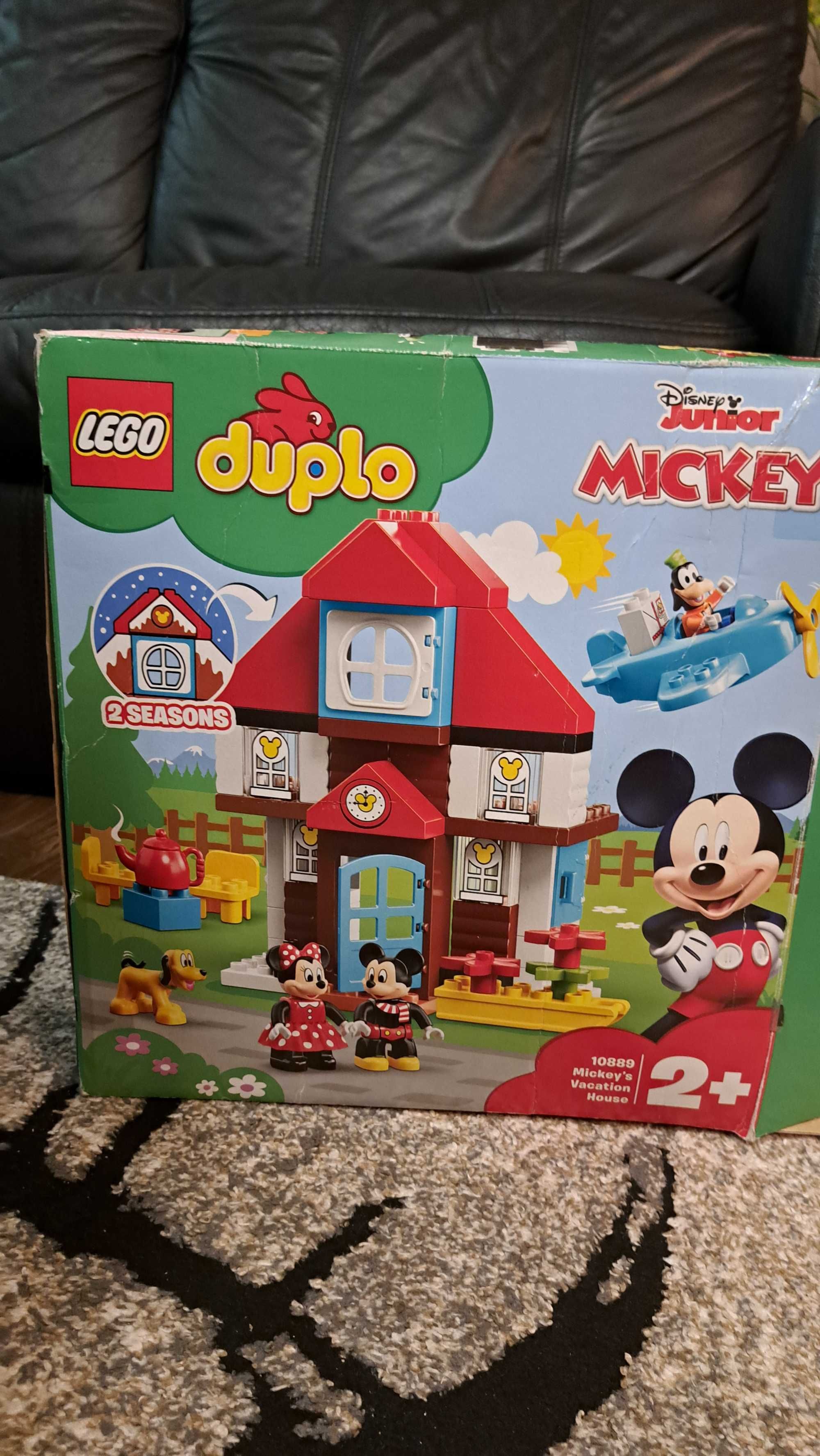 Prezent na Mikołaja LEGO Duplo Domek świąteczno/wakacyjny Myszki Miki