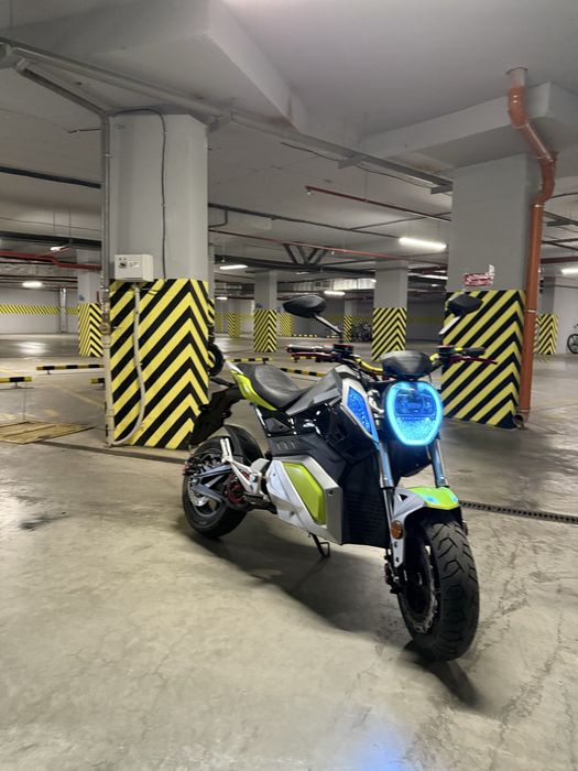Электромотоцикл 10000w ,ременой привод ,центральный мотор Like.Bike G6