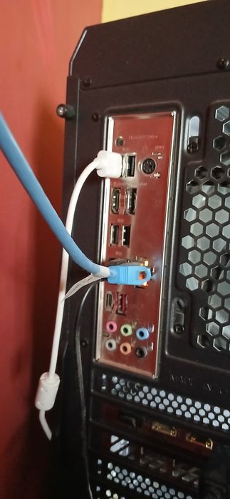 Komputer gamingowy rtx 4060 amd razen 7 5700x