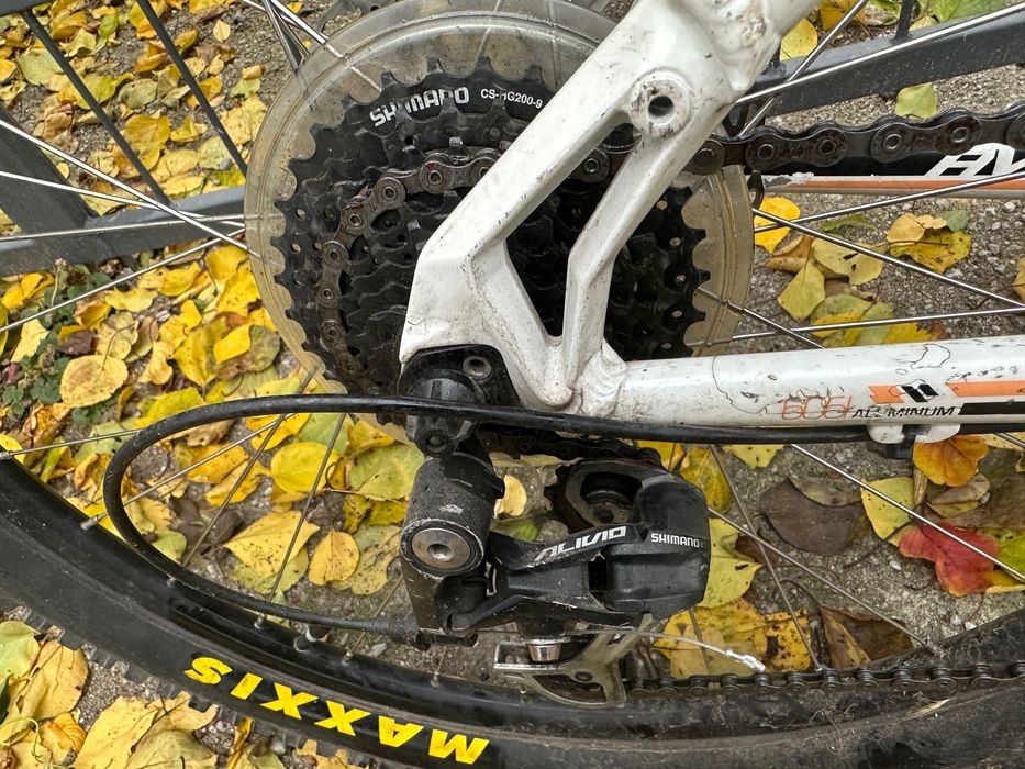 Велосипед GT avalanche 3.0