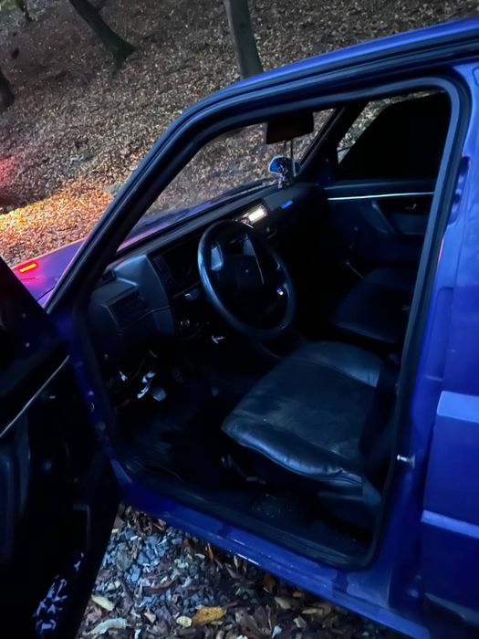 Продам Фольцваген гольф 2