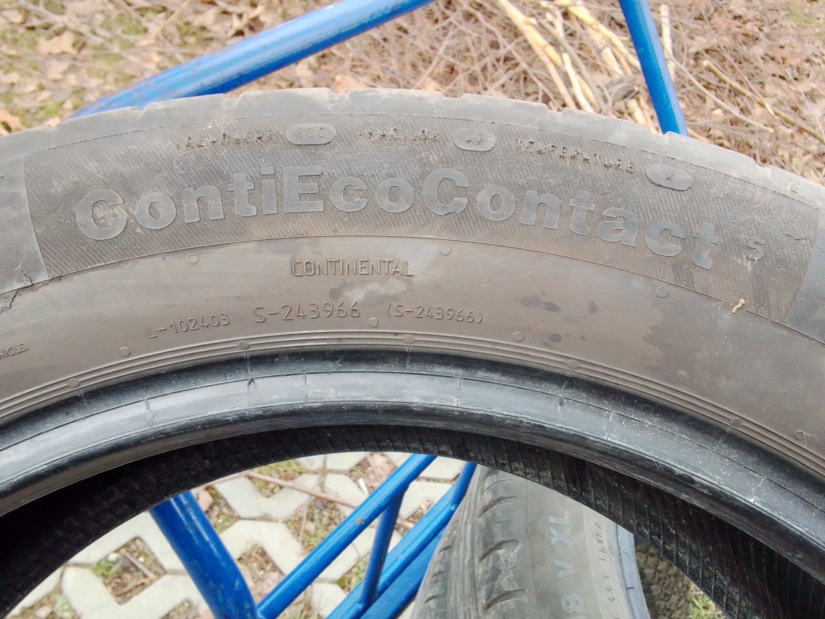 Cena za 4 Opony letnie 215/55r18 CONTINENTAL
