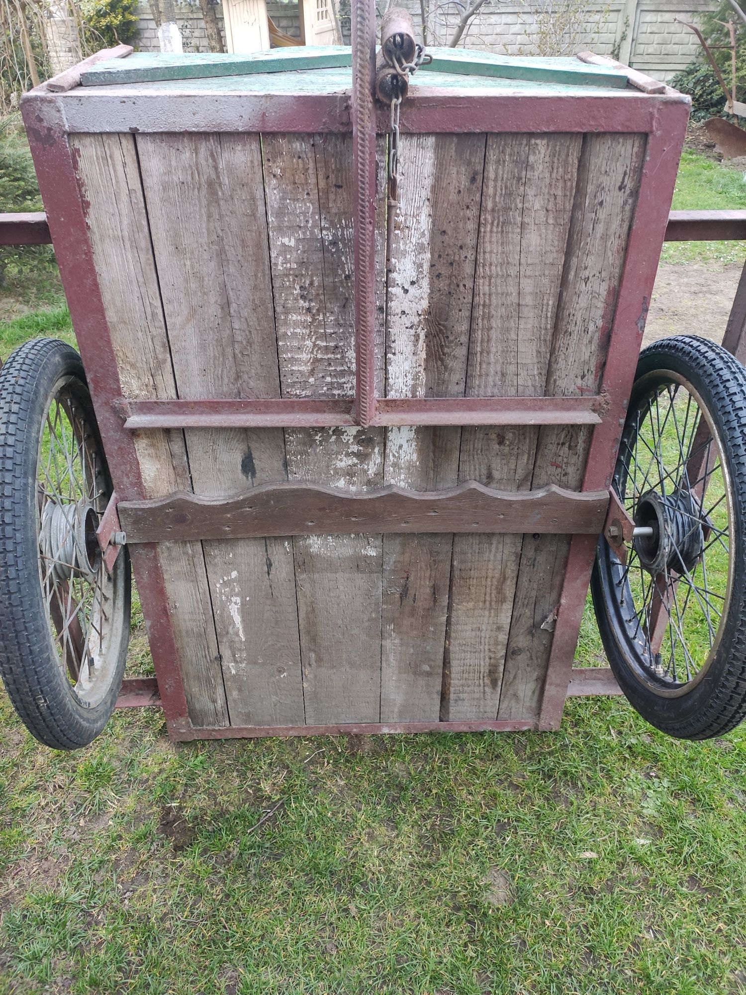 Wózek ogrodowy ,transportowy.