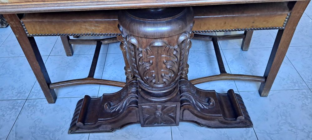 Sala de Jantar século XVII em ótimo estado